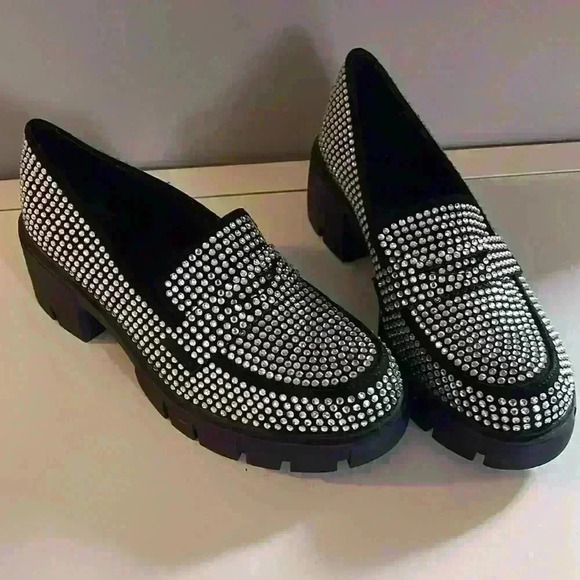 New size  9 Steve Madden crystal and leather heeled loafers size 9 amazing - Picture 1 of 2